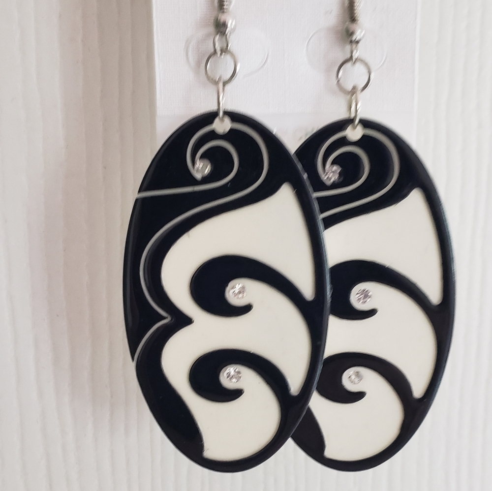 Vintage Y2k Lucite Swirl Austrian Crystal, NWOT Earrings, Large & Dramatic, B&W.